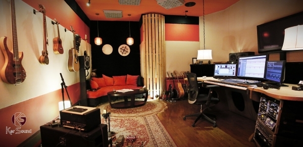 KER-SOUND-studio-shanghai__Music-Composition-Writing-Recording-lab-Room-2013-01_small.jpg